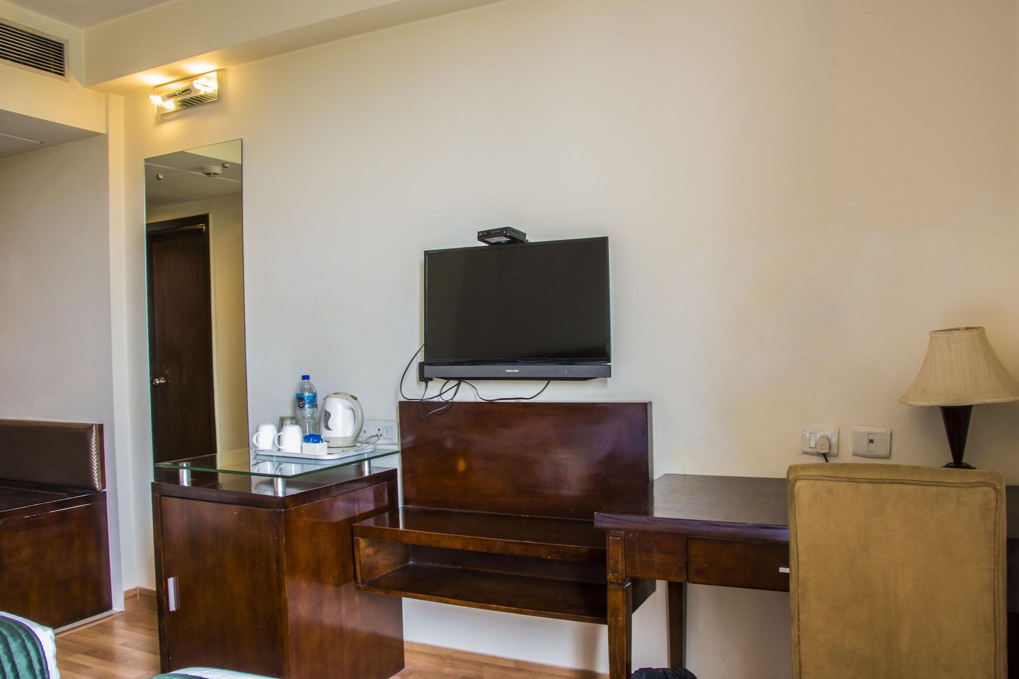 Rosemallow Hotel นิวเดลี ภายนอก รูปภาพ