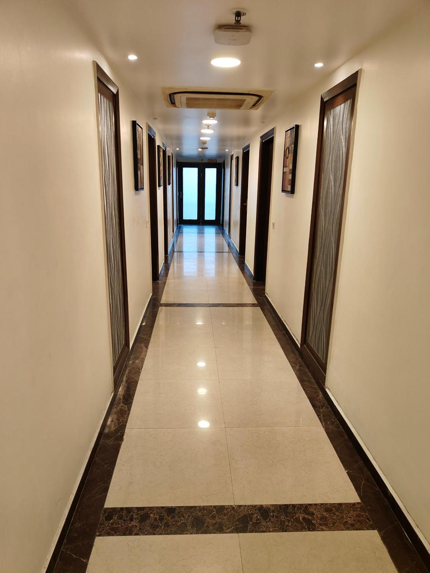 Rosemallow Hotel นิวเดลี ภายนอก รูปภาพ