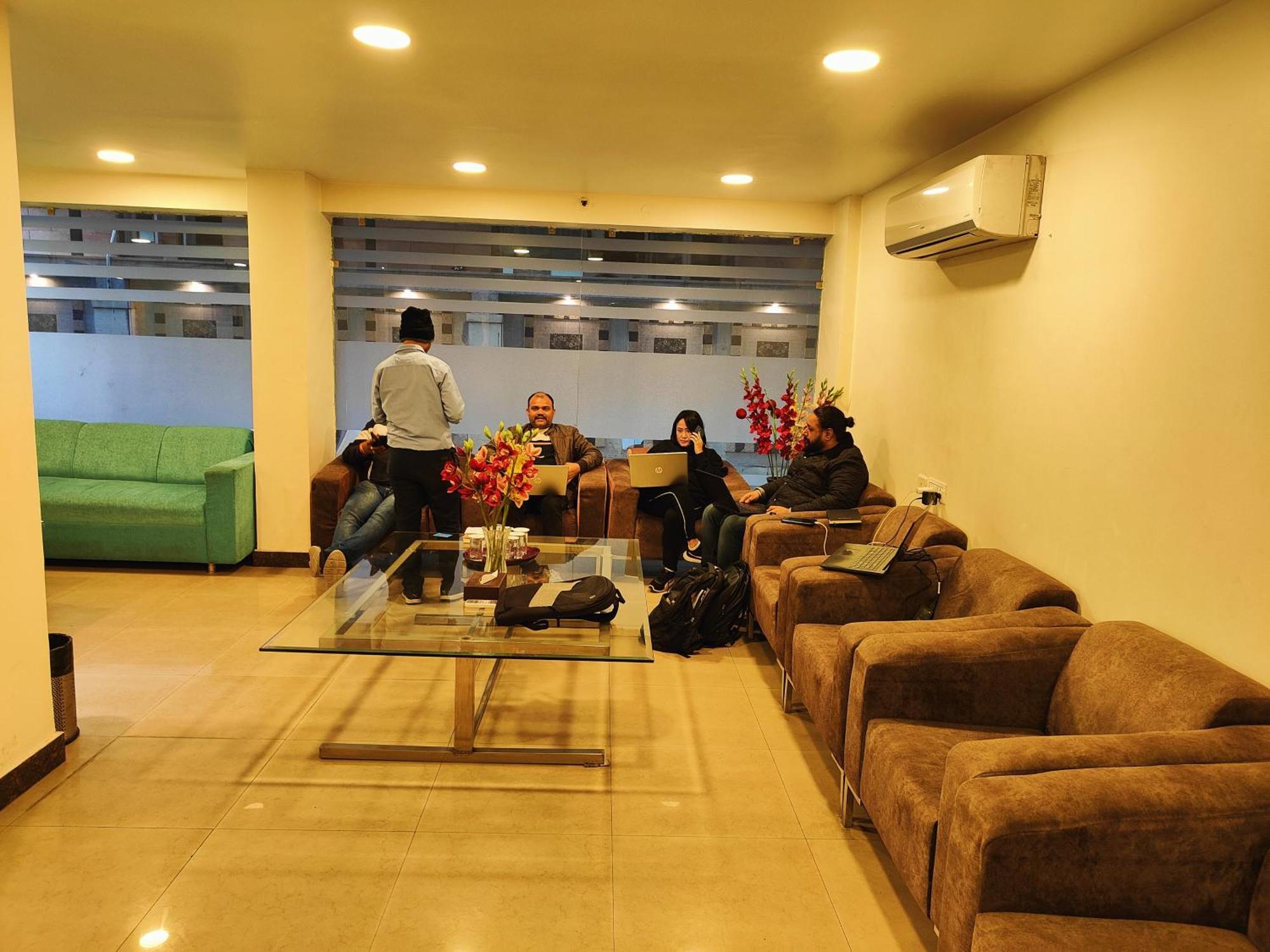 Rosemallow Hotel นิวเดลี ภายนอก รูปภาพ