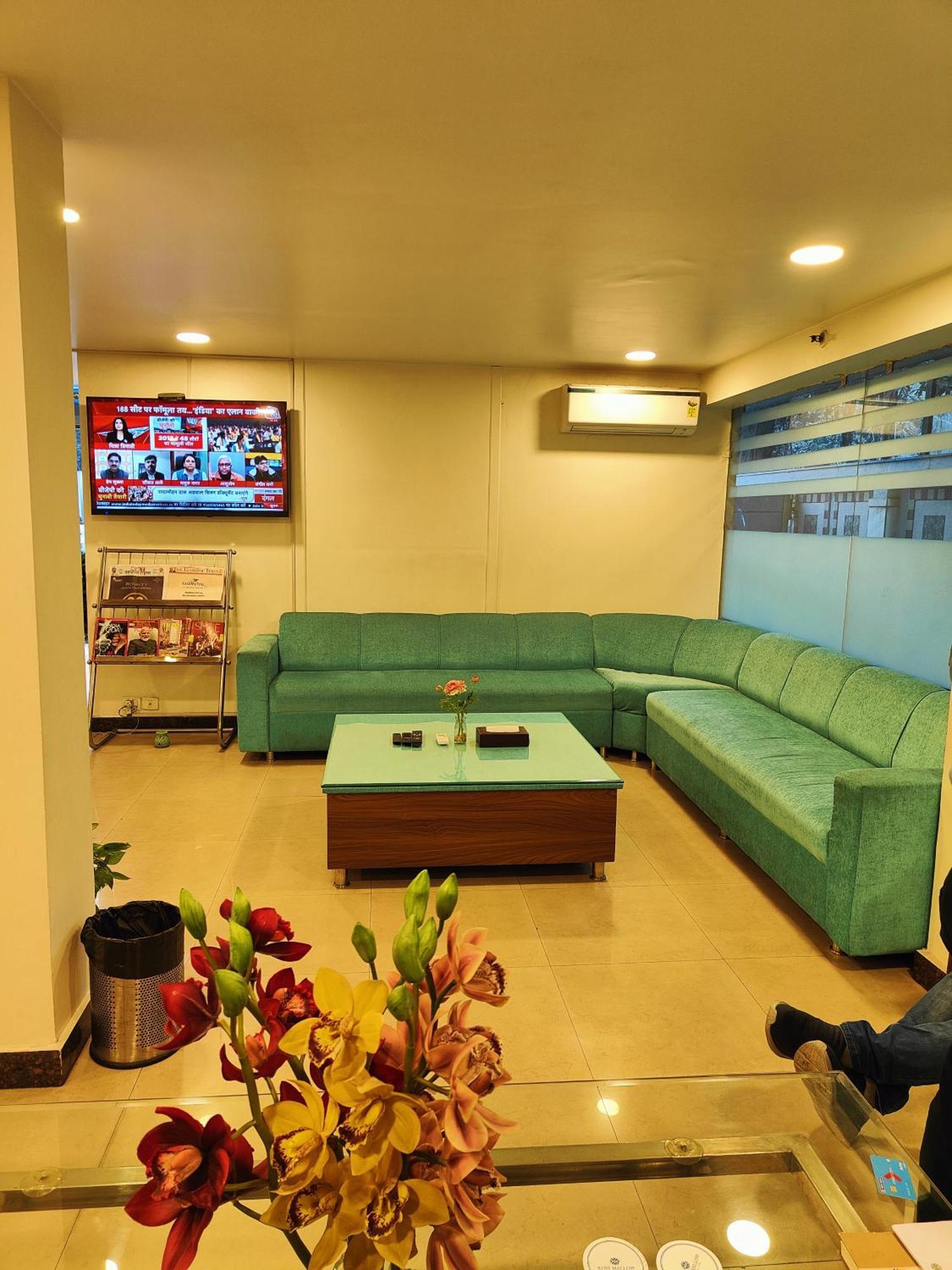Rosemallow Hotel นิวเดลี ภายนอก รูปภาพ