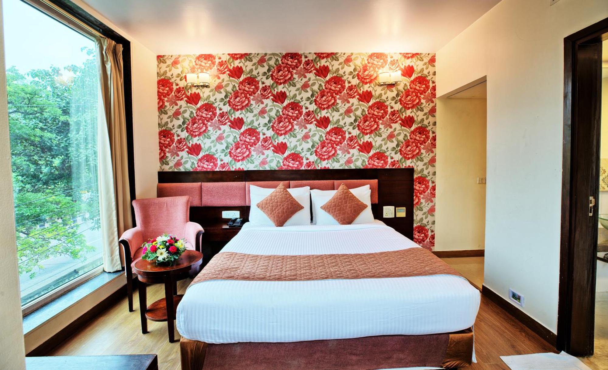 Rosemallow Hotel นิวเดลี ภายนอก รูปภาพ