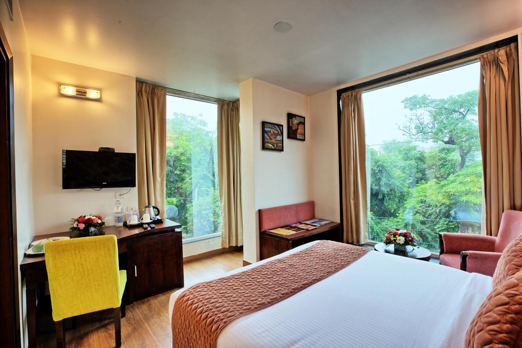 Rosemallow Hotel นิวเดลี ภายนอก รูปภาพ