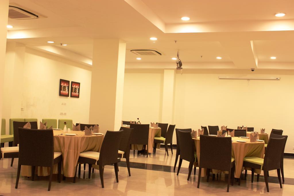 Rosemallow Hotel นิวเดลี ภายนอก รูปภาพ