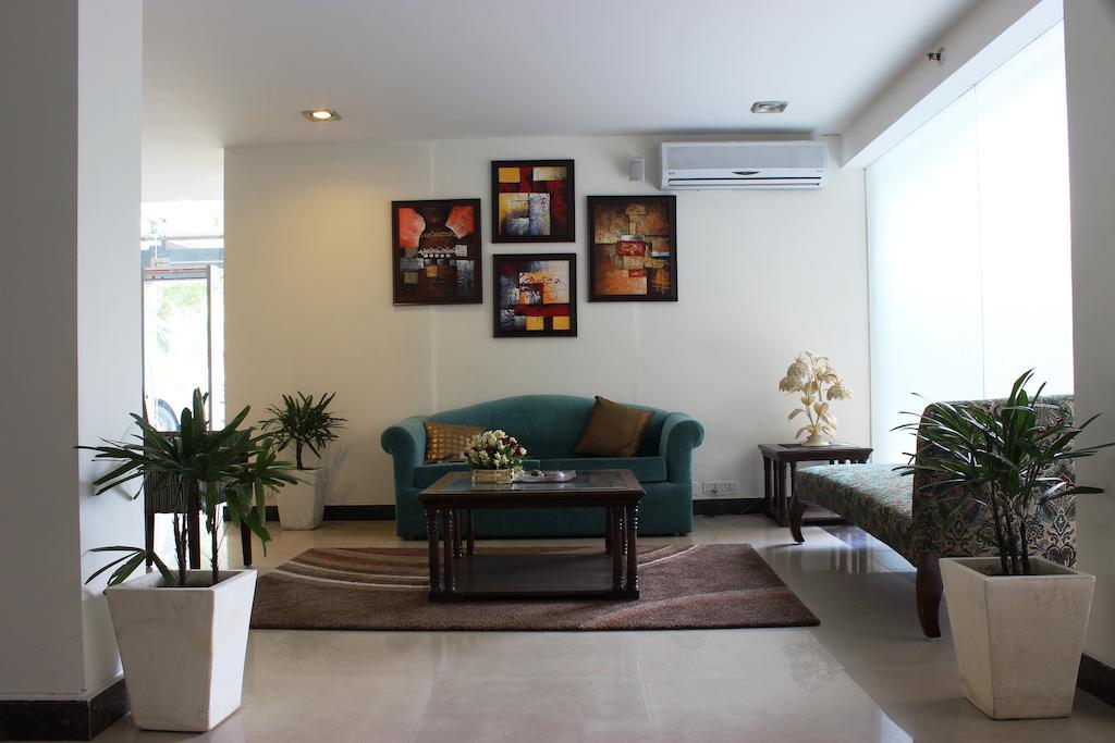 Rosemallow Hotel นิวเดลี ภายนอก รูปภาพ