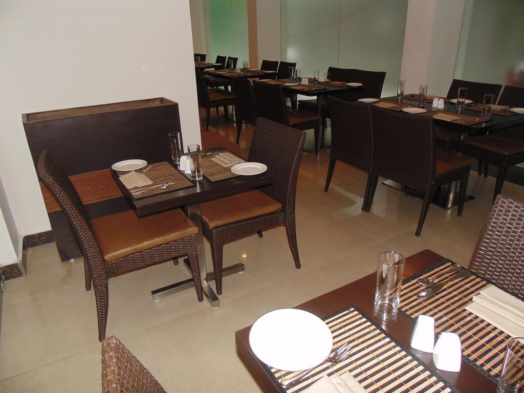 Rosemallow Hotel นิวเดลี ภายนอก รูปภาพ