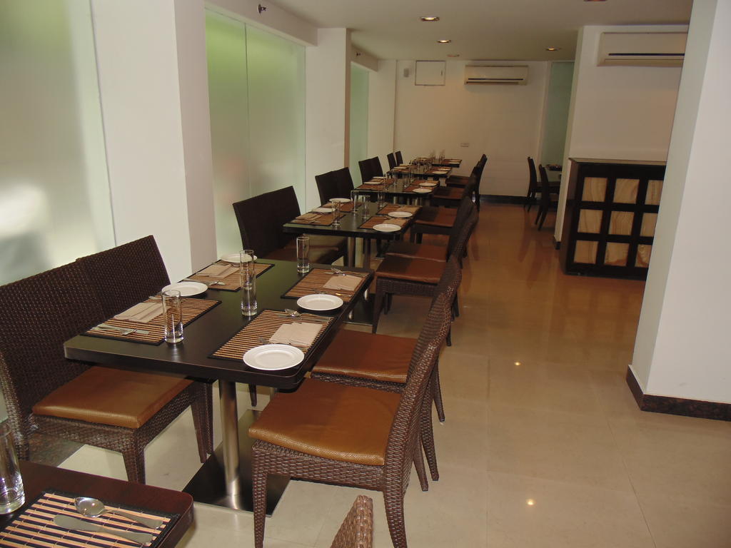 Rosemallow Hotel นิวเดลี ภายนอก รูปภาพ