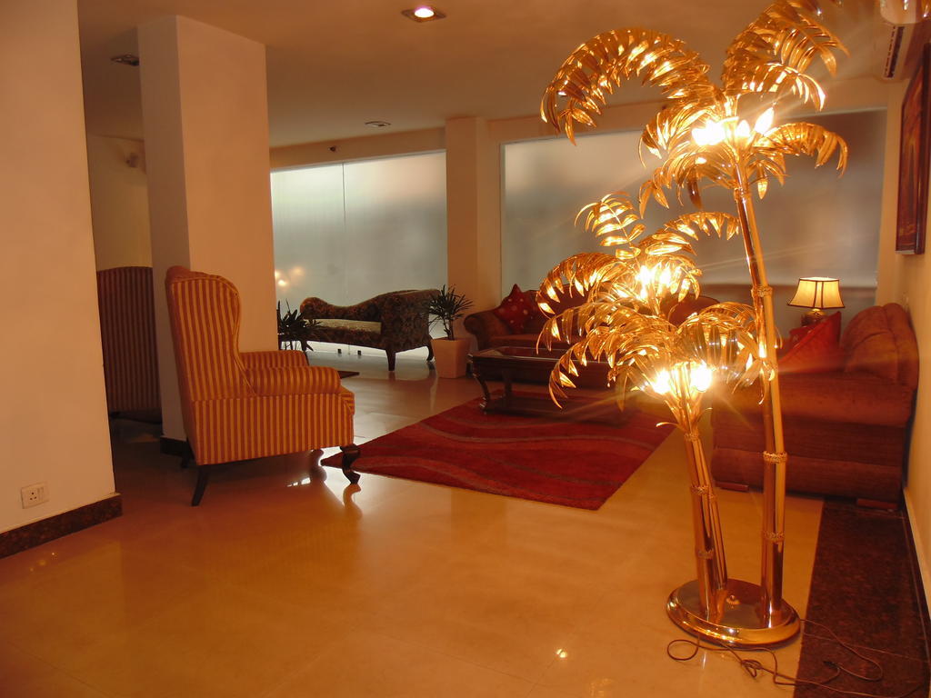 Rosemallow Hotel นิวเดลี ภายนอก รูปภาพ